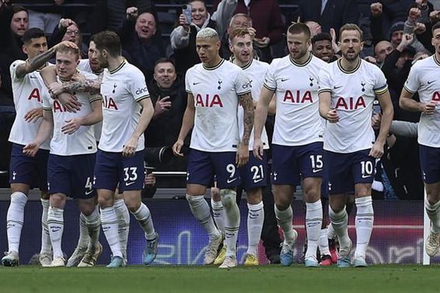 Tottenham agudiza crise do Chelsea: Félix e Enzo titulares e um golo candidato a melhor do ano (vídeo)