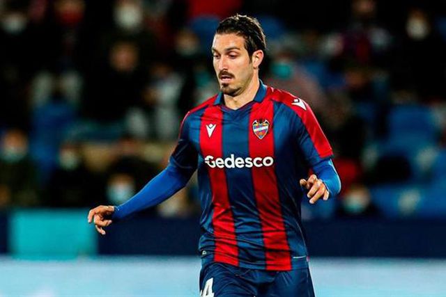 Ex-FC Porto falhou penálti, mas acabou a festejar (vídeo)