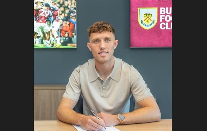 Oficial: Dara O'Shea no Burnley (vídeo)