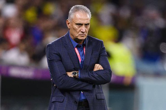 Foi sondado para o lugar de Luís Castro mas está perto de vir para a Europa