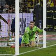 Dortmund goleia e salta para o segundo lugar