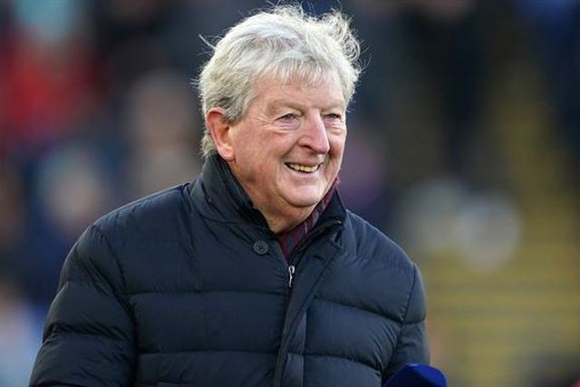 Oficial: Roy Hodgson fica mais uma época