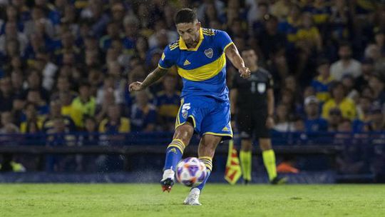 Alan Varela faz assistência na vitória do Boca Juniors (vídeo)