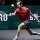 Medvedev passeia frente a Rublev e conquista terceiro torneio seguido