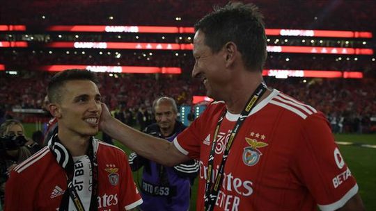 Exclusivo A BOLA: «O Benfica pela mão de Rui Costa e Roger Schmidt vai conseguir muitos títulos»