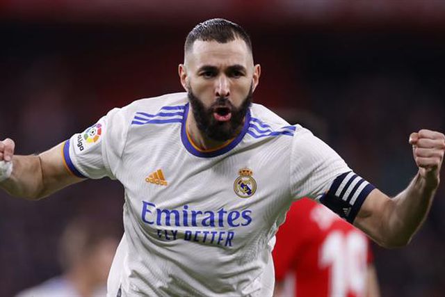 Real Madrid trabalha para renovar com Benzema