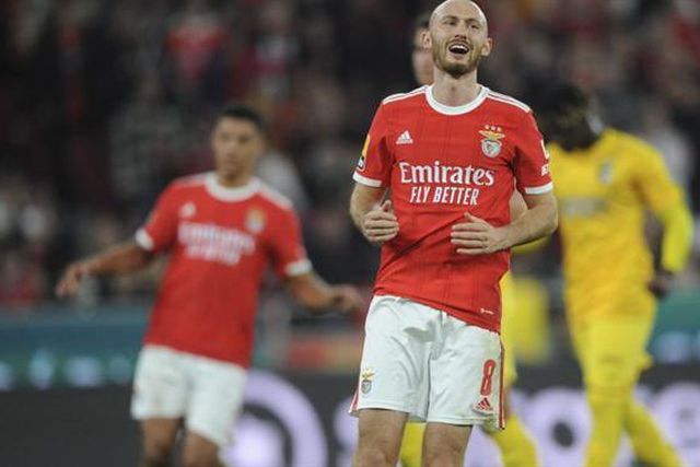 «Enzo fez bons jogos, mas é Aursnes quem faz a diferença»