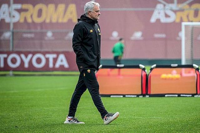 Árbitros que expulsaram José Mourinho não apitam na próxima jornada
