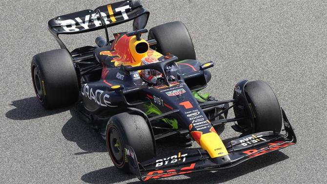 Bahrein: Verstappen mais veloz; Alonso surpreende