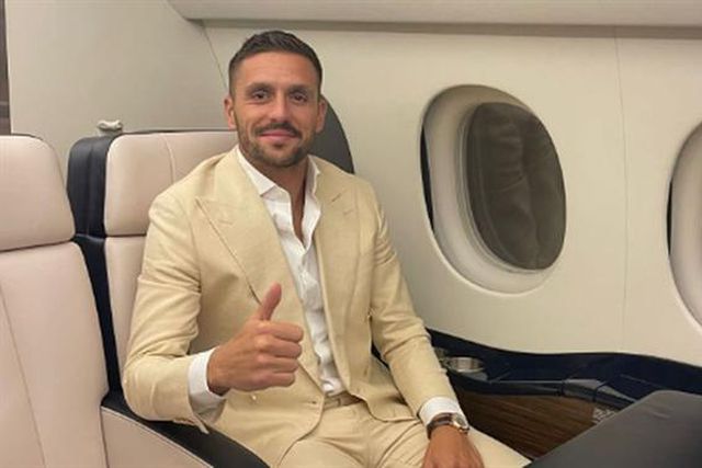 Fenerbahçe anuncia negociações com Tadic