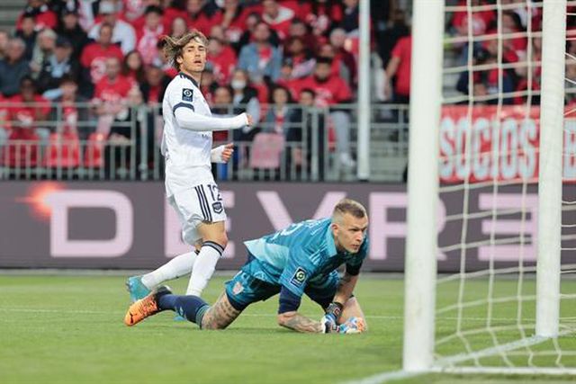 Bordéus cai no terceiro escalão!