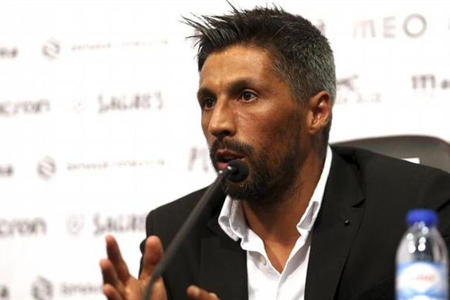 «Temos de colocar bem os pés no chão»