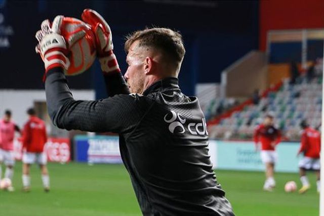 Carlos Alves é negócio fechado