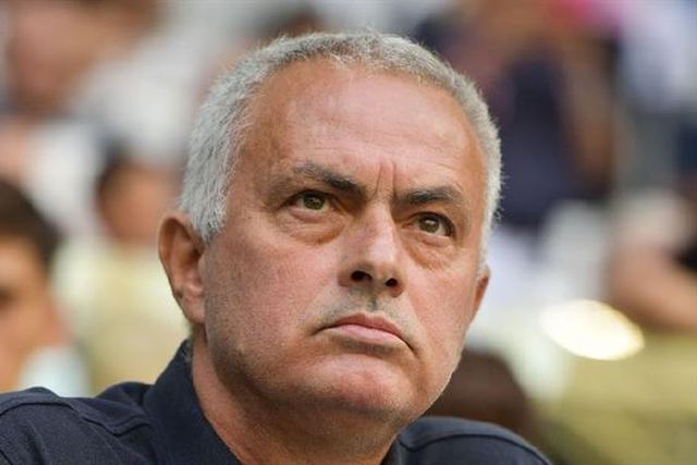 Imprensa rendida a Mourinho: «Só um louco ou um génio…»