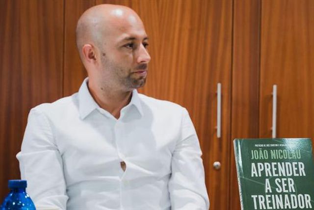 Formação é base de sucesso do 'novo' Vitória 