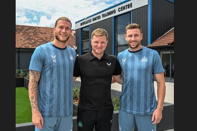 Oficial: duas renovações até 2024