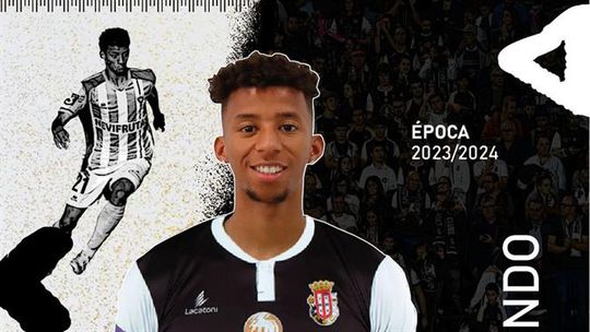 Oficial: Caldas 'pescou' no Algarve