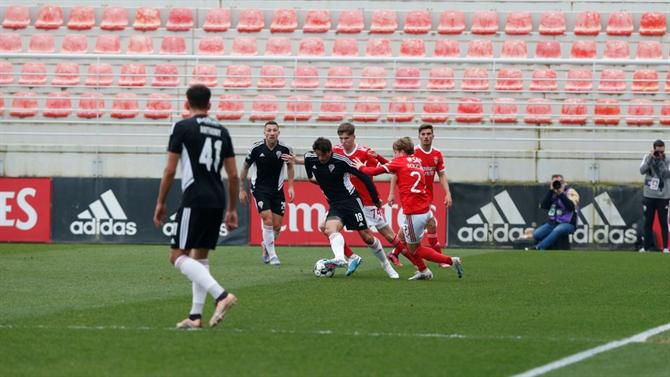 Vilafranquense vence Benfica B e 'cheira' o pódio