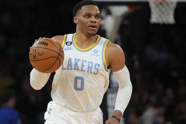 Westbrook durou 12 dias nos Jazz e tem nova equipa