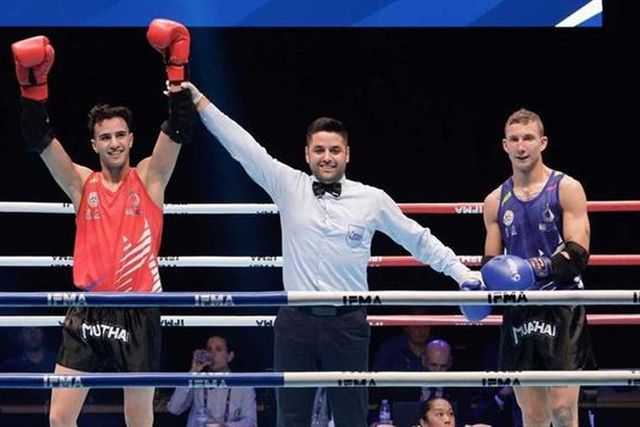 Medalha garantida no muaythai