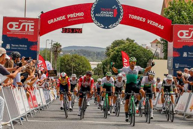 David González vence primeira etapa do Troféu Joaquim Agostinho
