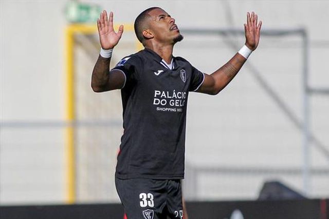 Académico quer André Clóvis e vai render mais de um milhão