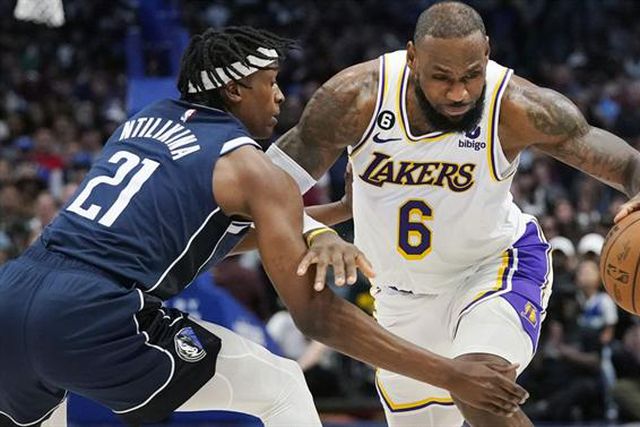 LeBron arrisca ausência de várias semanas