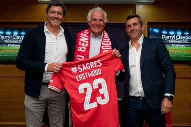 Águias estabelecem parceria com o Eastwood Community Football Club