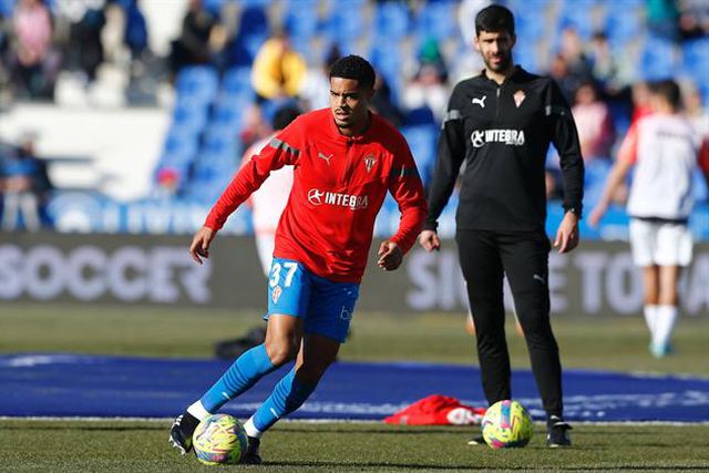 Irmão do 'red devil' Varane apontado à Luz
