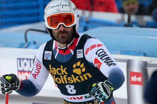 Esquiador francês teve de ser operado após queda