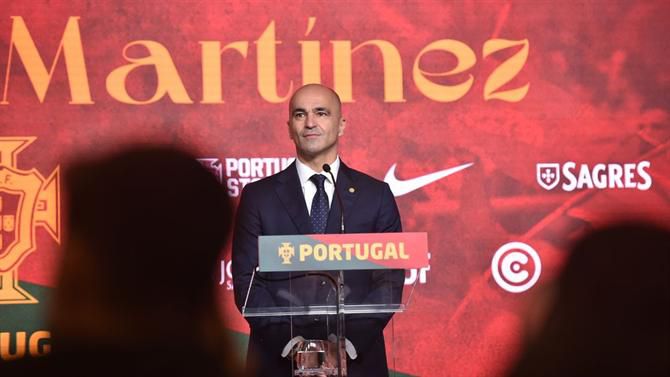 Selecionador Roberto Martínez junta-se aos sub-21 na Geórgia 