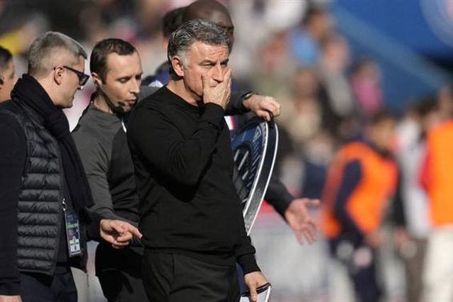 Galtier fala das lesões de Nuno Mendes e Neymar e diz que tem «confiança» da Direção