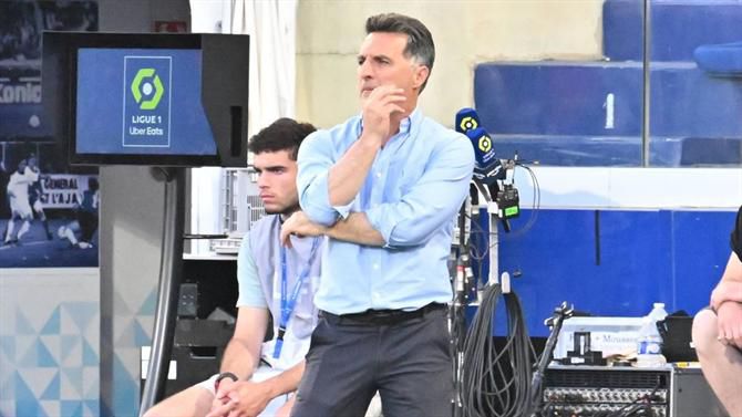 Oficial: Pelissier continua no Auxerre até 2025