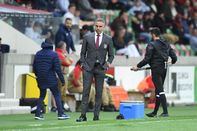 Enchente para a final com o Santa Clara