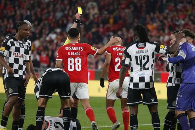 «Defender penáltis é estudo, jogo e intuição: tudo junto»