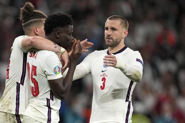 Adepto condenado por insultos racistas na final do Euro-2020