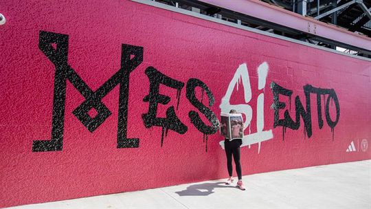 Tempestade adia apresentação de Messi! (vídeo)