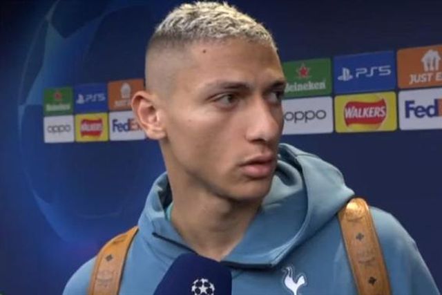 Richarlison solta frustração com Conte: «Esta temporada está a ser uma m.....»