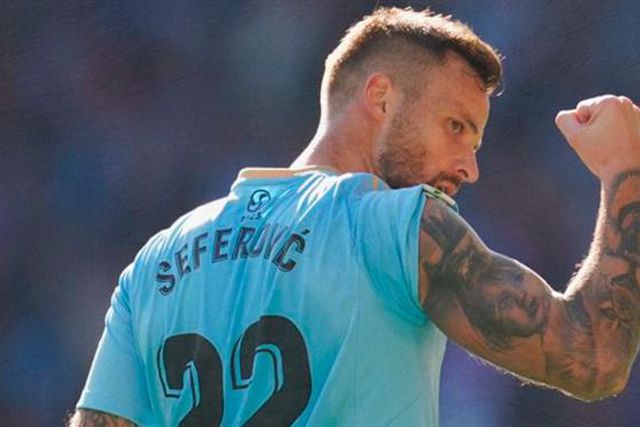 Estreia de Seferovic a marcar em vitória categórica para Carvalhal (veja o golo)