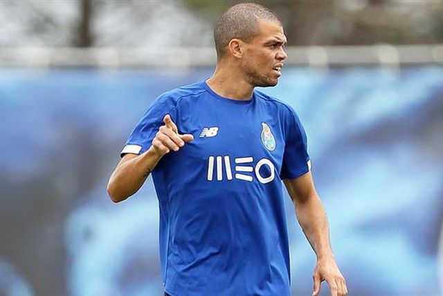 Conceição revela que Pepe melhorou