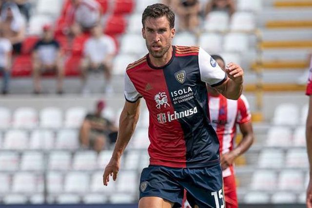 Internacional neerlandês oficializado