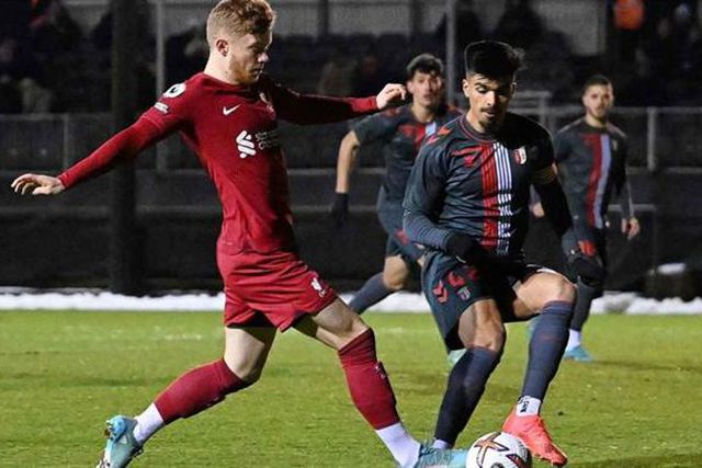 Empate em Liverpool na Internacional Cup