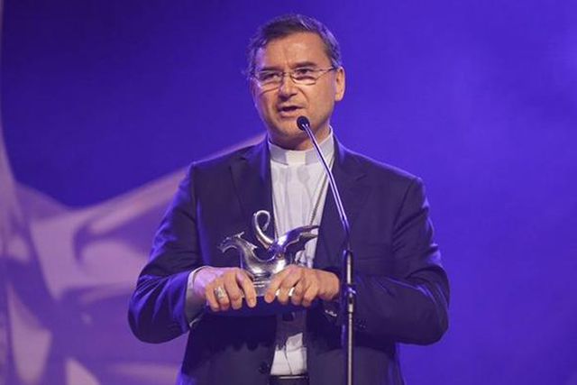 Dragões felicitam novo cardeal