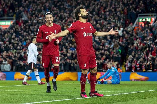 'Bomba' de Salah aumenta vantagem do Liverpool para 4-0 (vídeo)