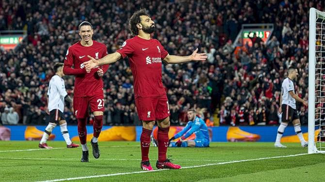 'Bomba' de Salah aumenta vantagem do Liverpool para 4-0 (vídeo)