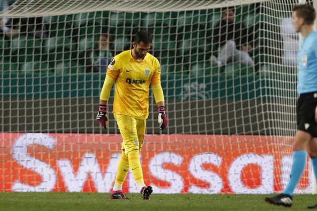 Sondagem: Rúben Amorim deve continuar a apostar em Adán como titular na baliza do Sporting? Veja o resultado final