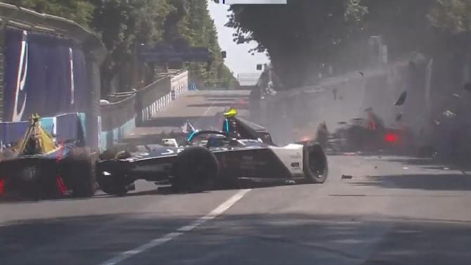 Fórmula E: Félix da Costa envolvido em acidente arrepiante! (vídeo)