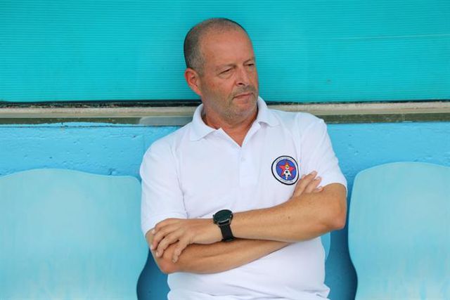 Interclube estagia na África do Sul e arranca com equipa B