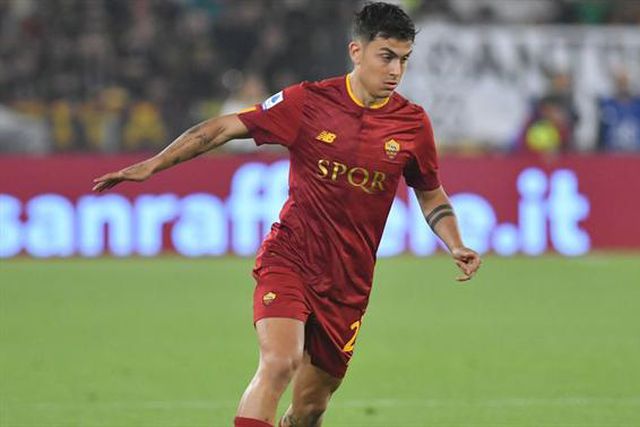 Perguntaram a Dybala se está a caminho do Chelsea e o avançado reagiu (vídeo)