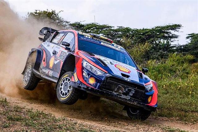 Thierry Neuville desclassificado do Rali Safari